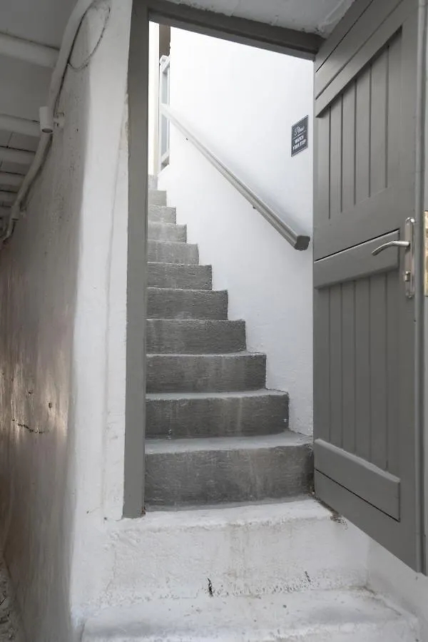 New Apartment In The Heart Of Mykonos Town - 2